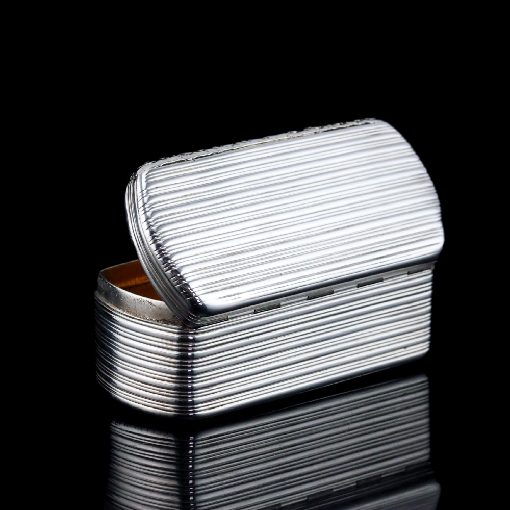 Antique Georgian Solid Silver Snuff Box Oblong Shape with Reeded Lines - Charles Rawlings 1818 View IX