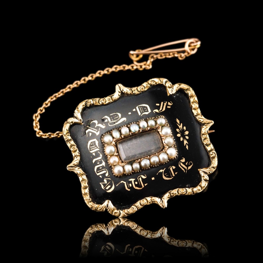 Antique Georgian 14ct Gold Mourning Brooch with Seed Pearls & Black Enamel - c.1800 View XII