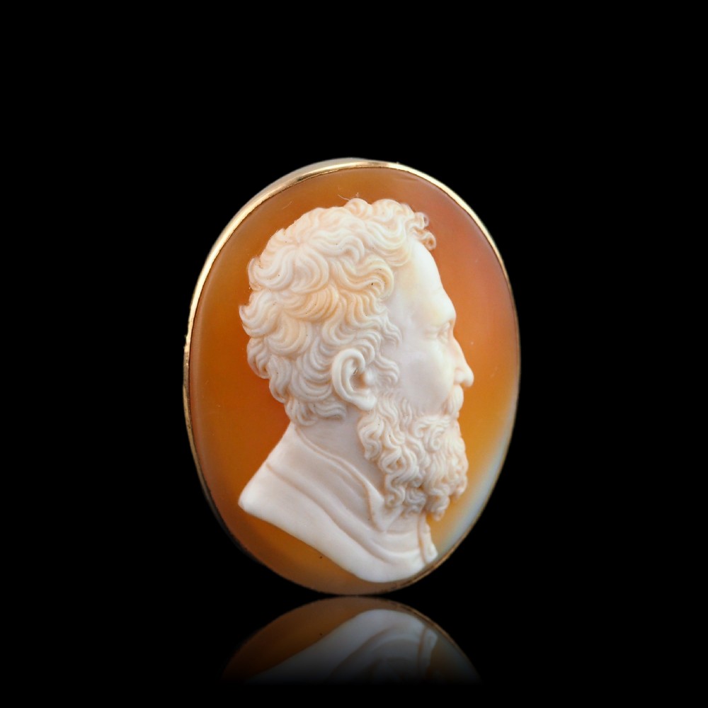 Antique Victorian Cameo Brooch 14ct Gold with Portrait of a Gentleman - c.1890 View XV