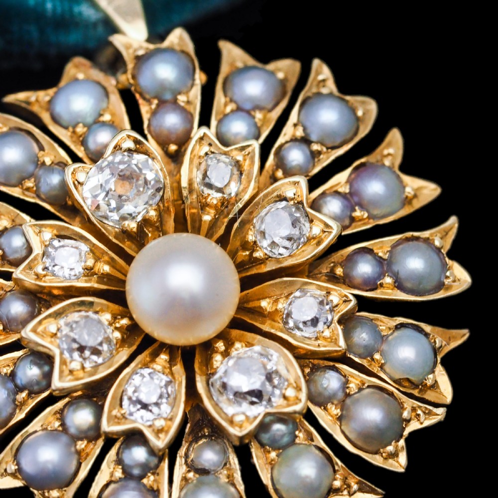 Antique Victorian Diamond and Pearl Necklace/Choker 15ct Gold Floral Design - c.1900 View XIV