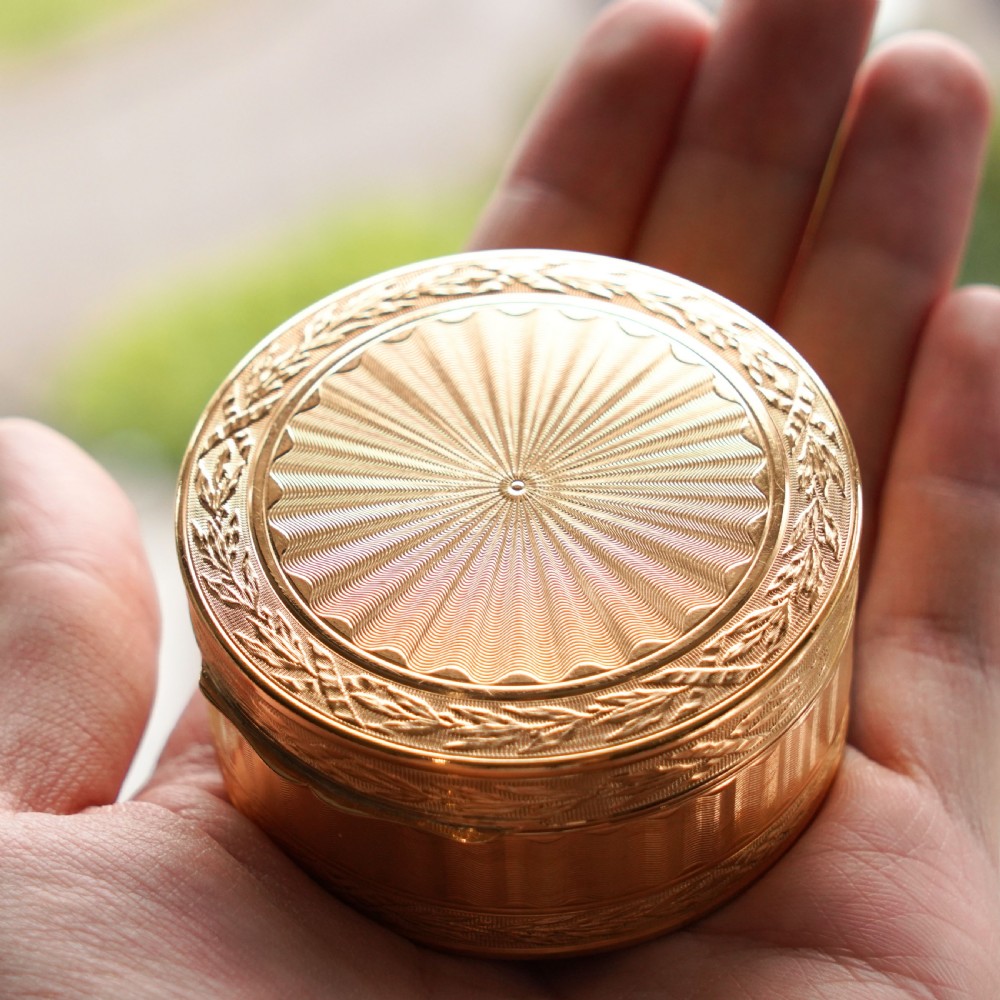 Antique French Solid Silver Gilt Snuff Box / Circular Box with Engine Turned/Guilloche Decoration - 19th c. View IV