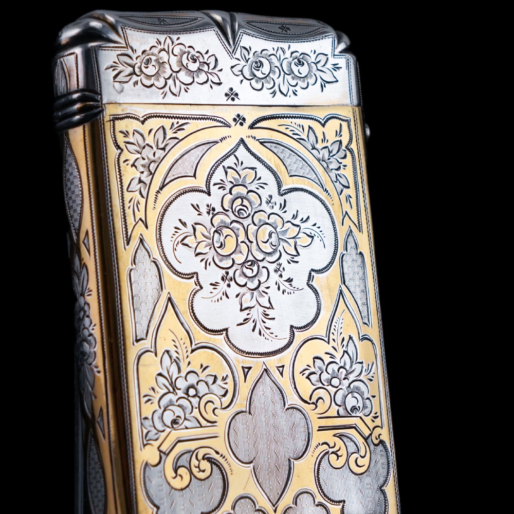 Antique French Solid Silver Parcel Gilt Cigarette Case with Engraved Scenes - 19th c. View XVI