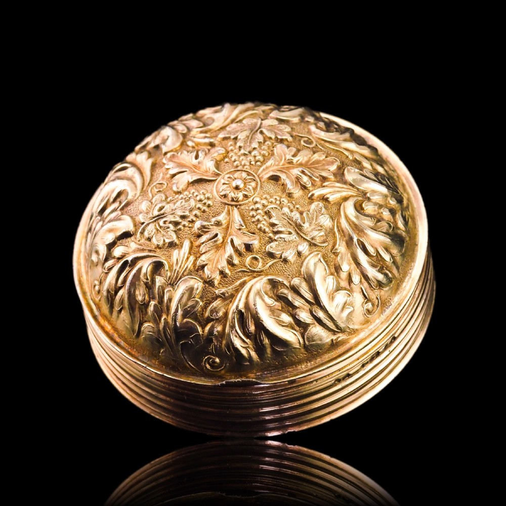 Antique Georgian Silver Gilt Snuff Box Spherical/Circular with Acanthus & Vine Decorations - John Bettridge 1823 View II