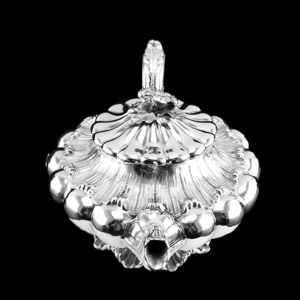 Antique Georgian Solid Silver Teapot 'Melon Shape' Sea Spume and Acanthus - Barnards 1830 View III
