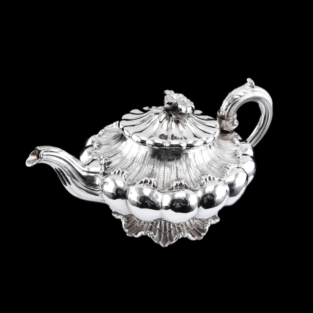 Antique Georgian Solid Silver Teapot 'Melon Shape' Sea Spume and Acanthus - Barnards 1830 View XII