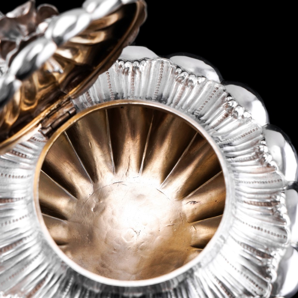 Antique Georgian Solid Silver Teapot 'Melon Shape' Sea Spume and Acanthus - Barnards 1830 View XIV