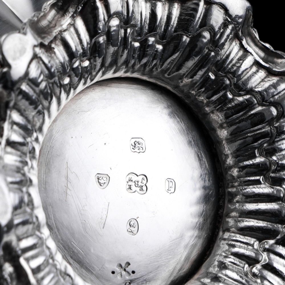 Antique Georgian Solid Silver Teapot 'Melon Shape' Sea Spume and Acanthus - Barnards 1830 View XVIII
