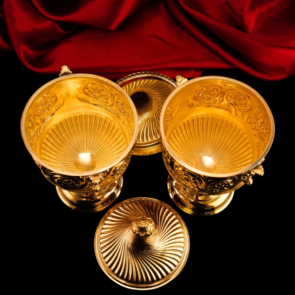 Antique Solid Silver Gilt Vase/Urn Pair with Figural Roman Classical Influences - George Nathan & Ridley Hayes 1910 View IV