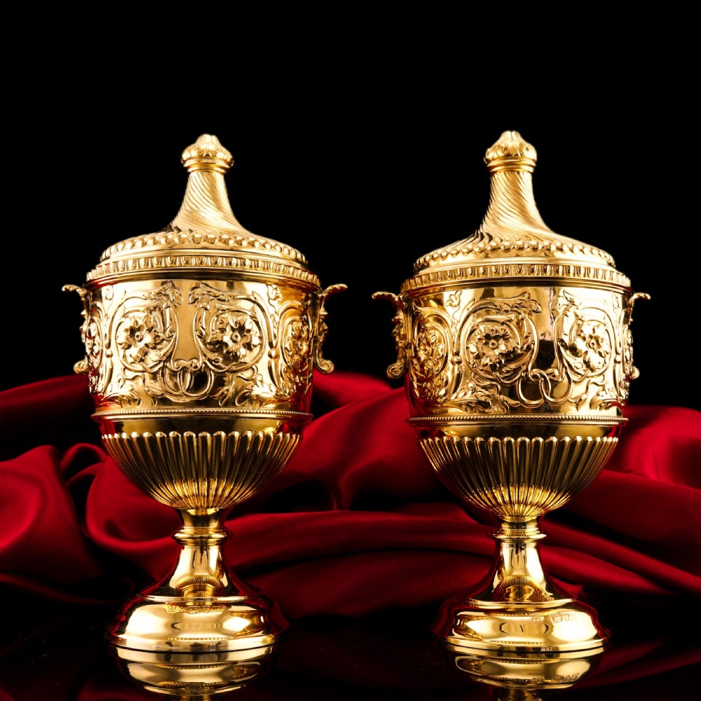 Antique Solid Silver Gilt Vase/Urn Pair with Figural Roman Classical Influences - George Nathan & Ridley Hayes 1910 View XIV