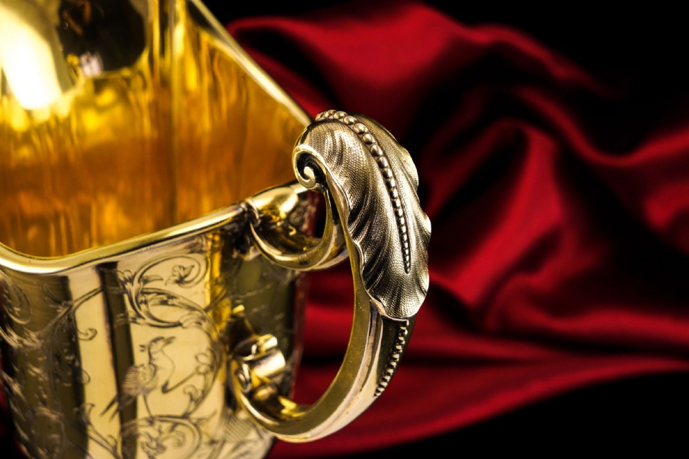 Magnificent Antique Victorian Solid Silver Gilt Ewer/Pitcher with Figural Engravings - Robert Garrard 1841 View VII