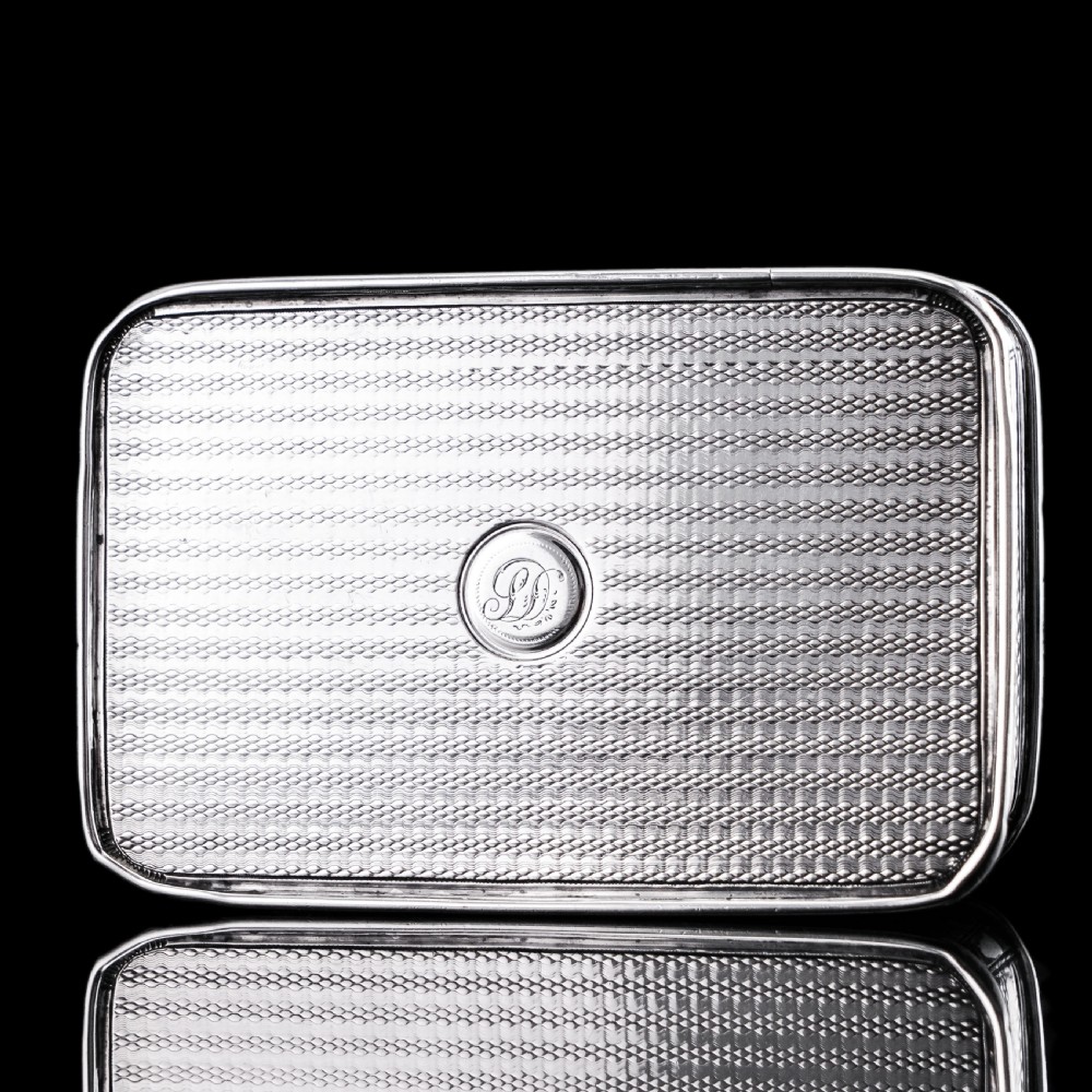 Large Antique Georgian Solid Silver Snuff Box with Engine Turned Motifs - London 1814 View XXV