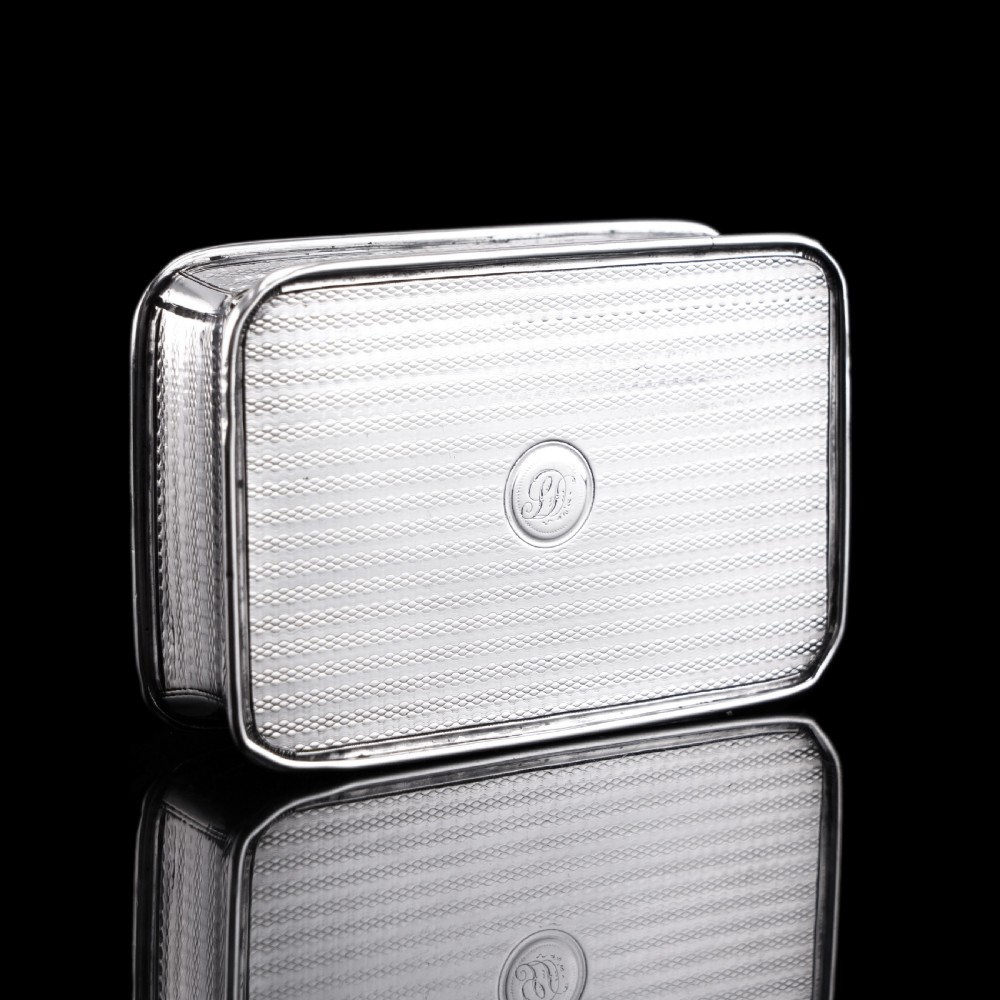 Large Antique Georgian Solid Silver Snuff Box with Engine Turned Motifs - London 1814 View XXVII