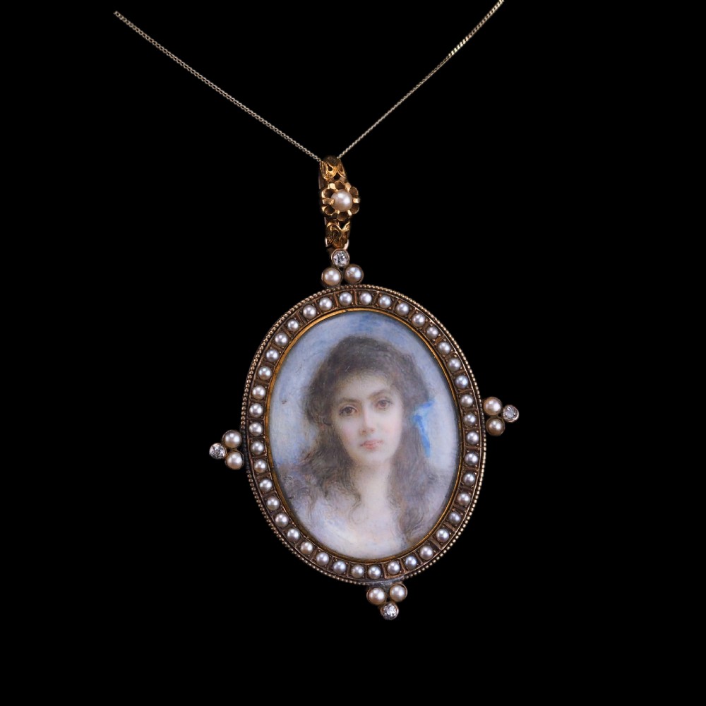 Antique Victorian Lady Portrait Pendant Necklace Pearls & Diamond 9ct Gold View XV