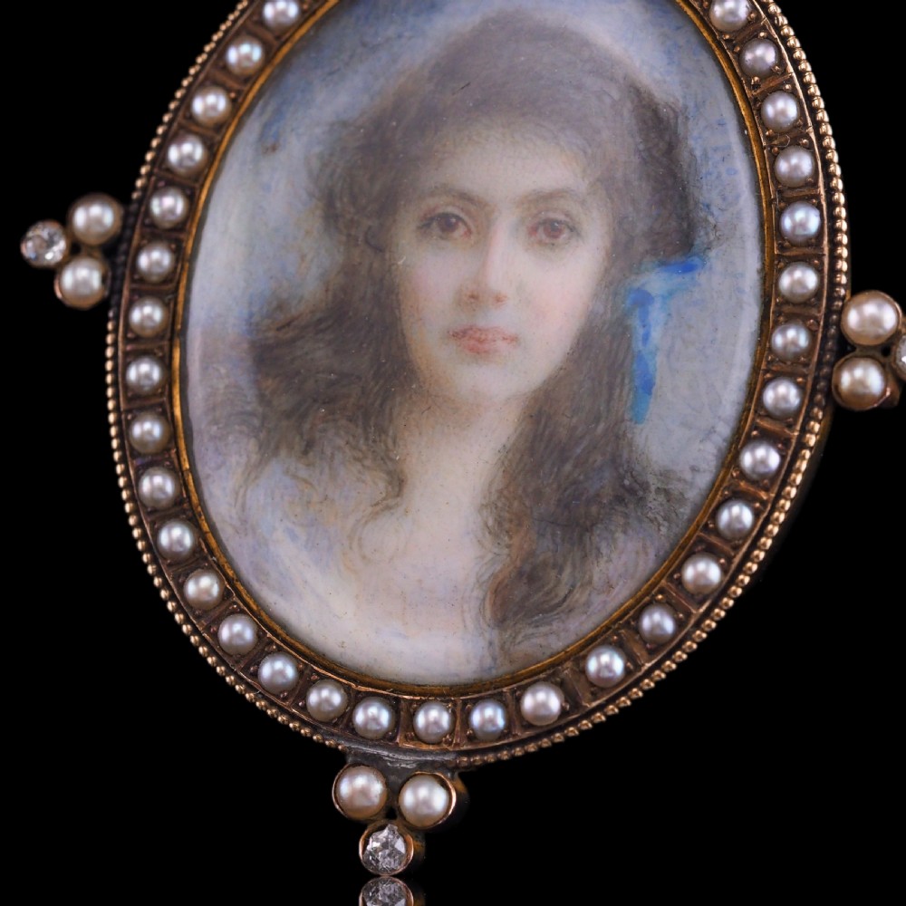 Antique Victorian Lady Portrait Pendant Necklace Pearls & Diamond 9ct Gold View XVI