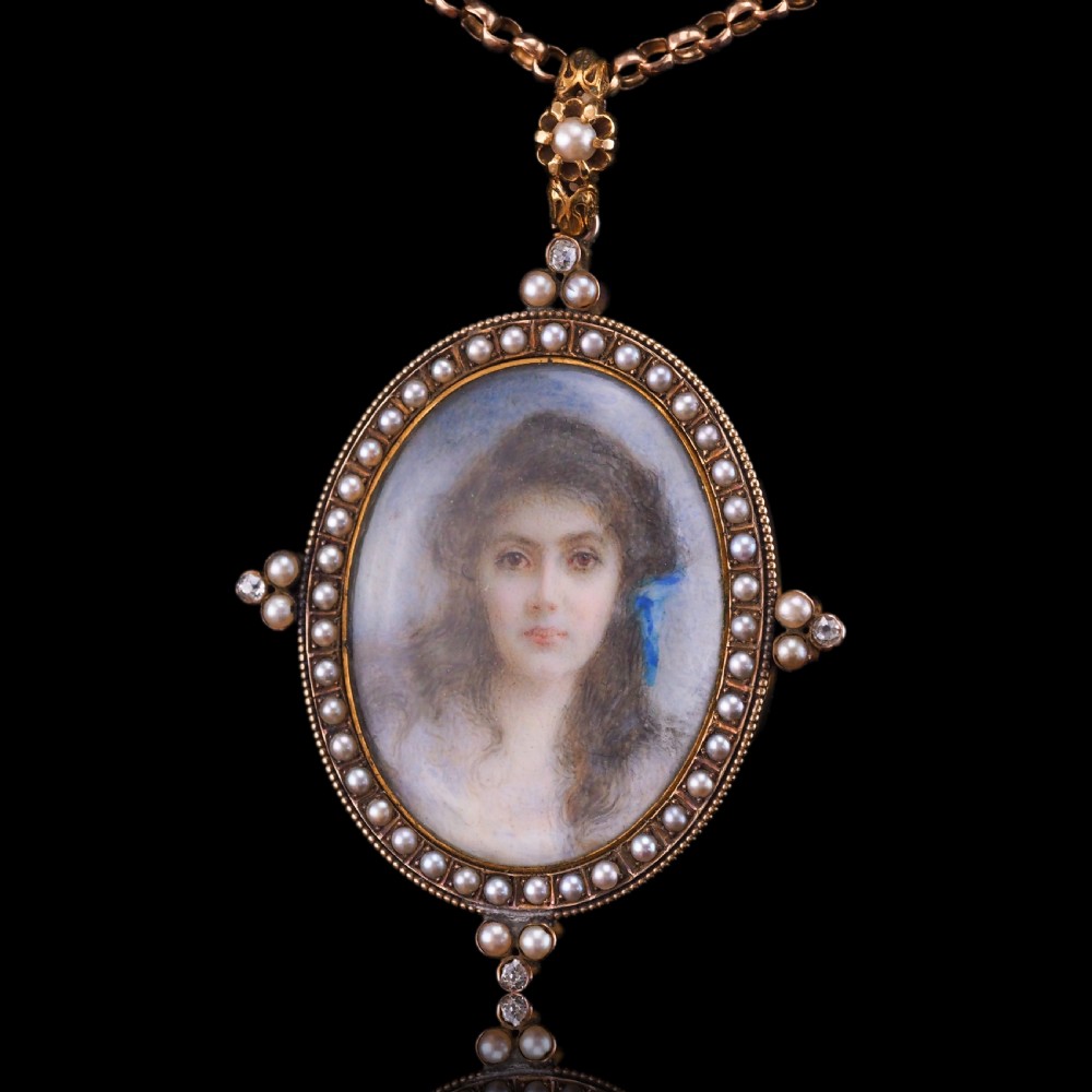 Antique Victorian Lady Portrait Pendant Necklace Pearls & Diamond 9ct Gold View XIX