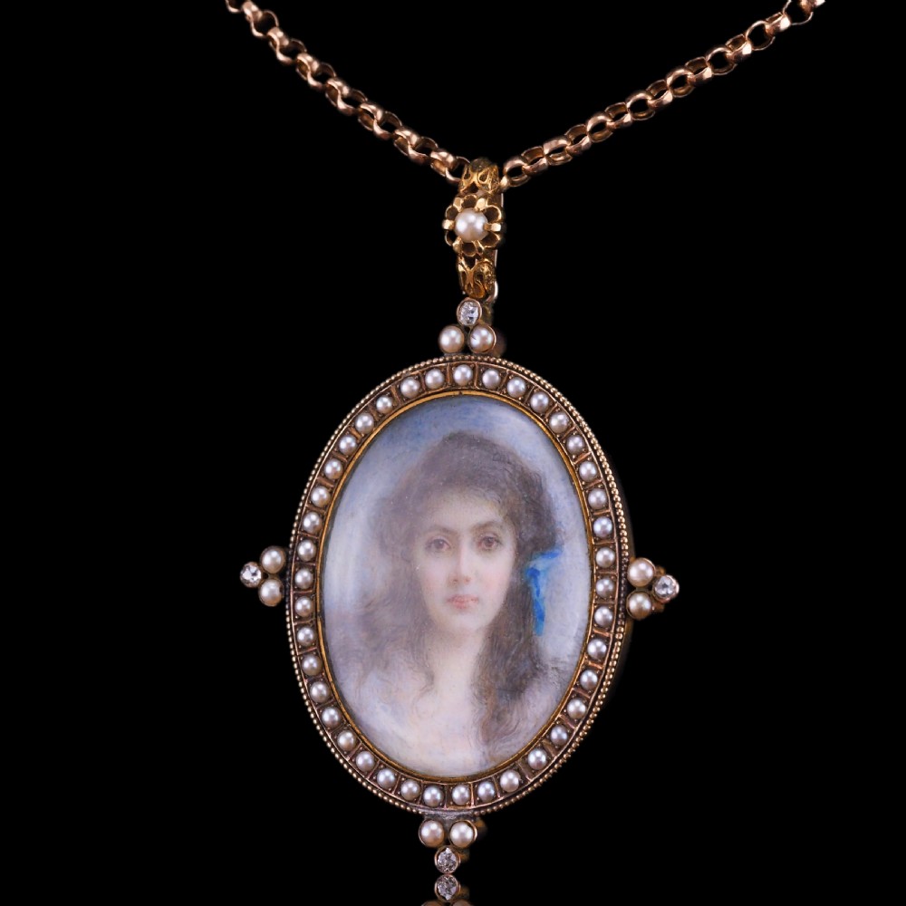 Antique Victorian Lady Portrait Pendant Necklace Pearls & Diamond 9ct Gold View XXII