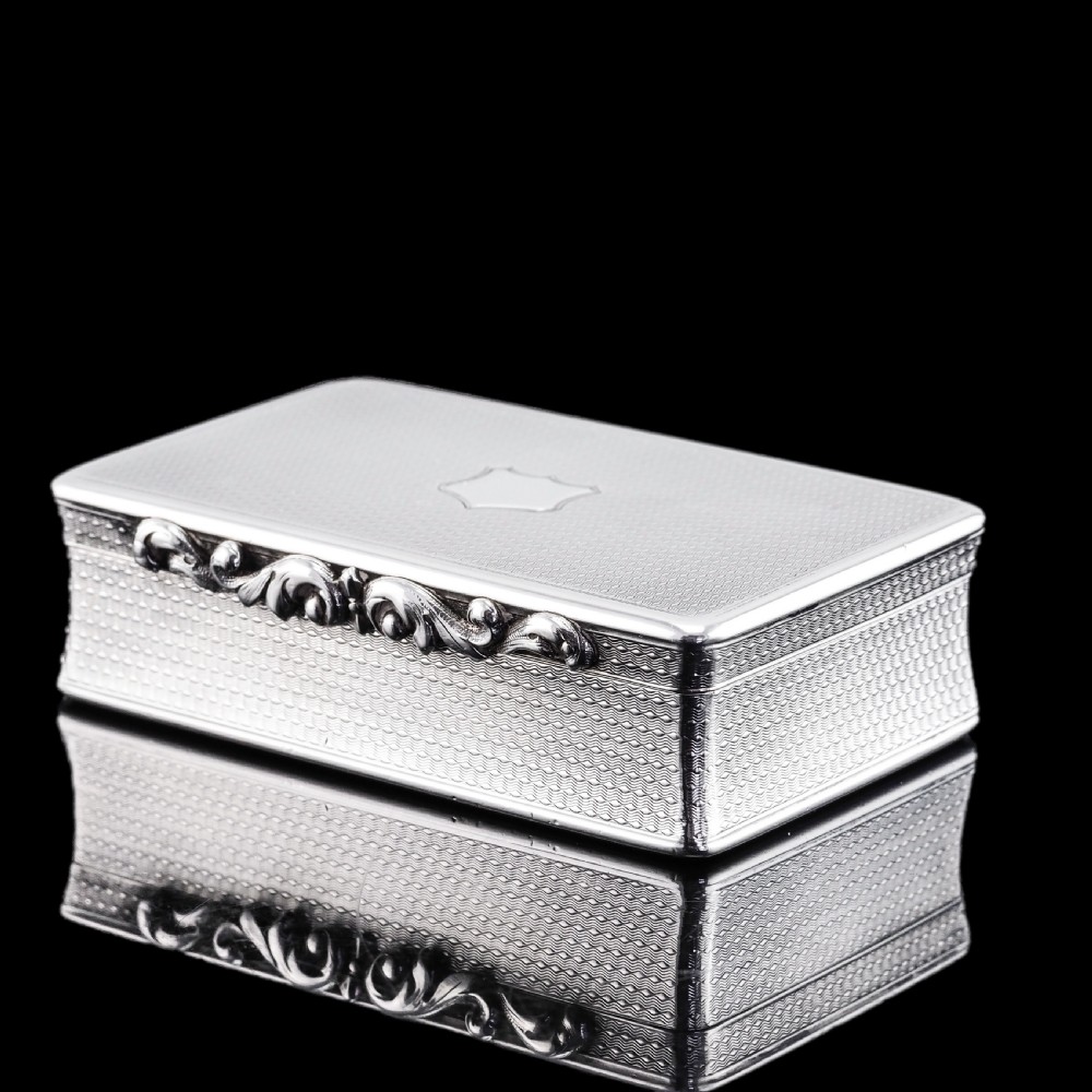 Antique Solid Silver Georgian Snuff Box with Ornate Acanthus Thumbpiece - London 1837