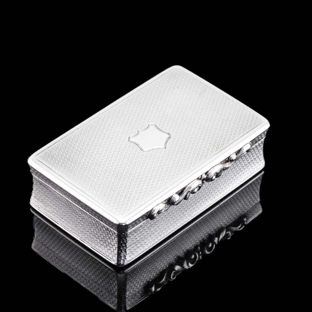 Antique Solid Silver Georgian Snuff Box with Ornate Acanthus Thumbpiece - London 1837 View XI