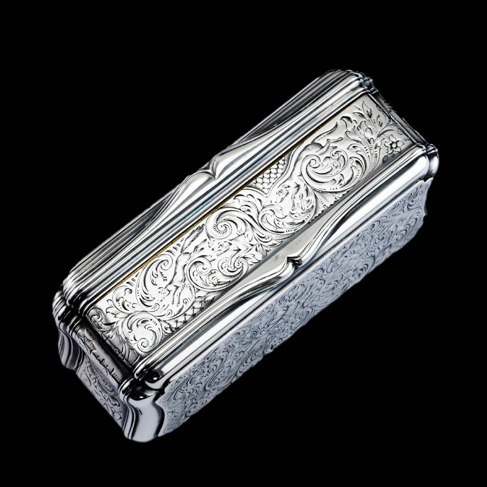 Antique Large Solid Silver Snuff Box Cartouche Shaped with Profuse Hand Engravings - London 1842 View XIV