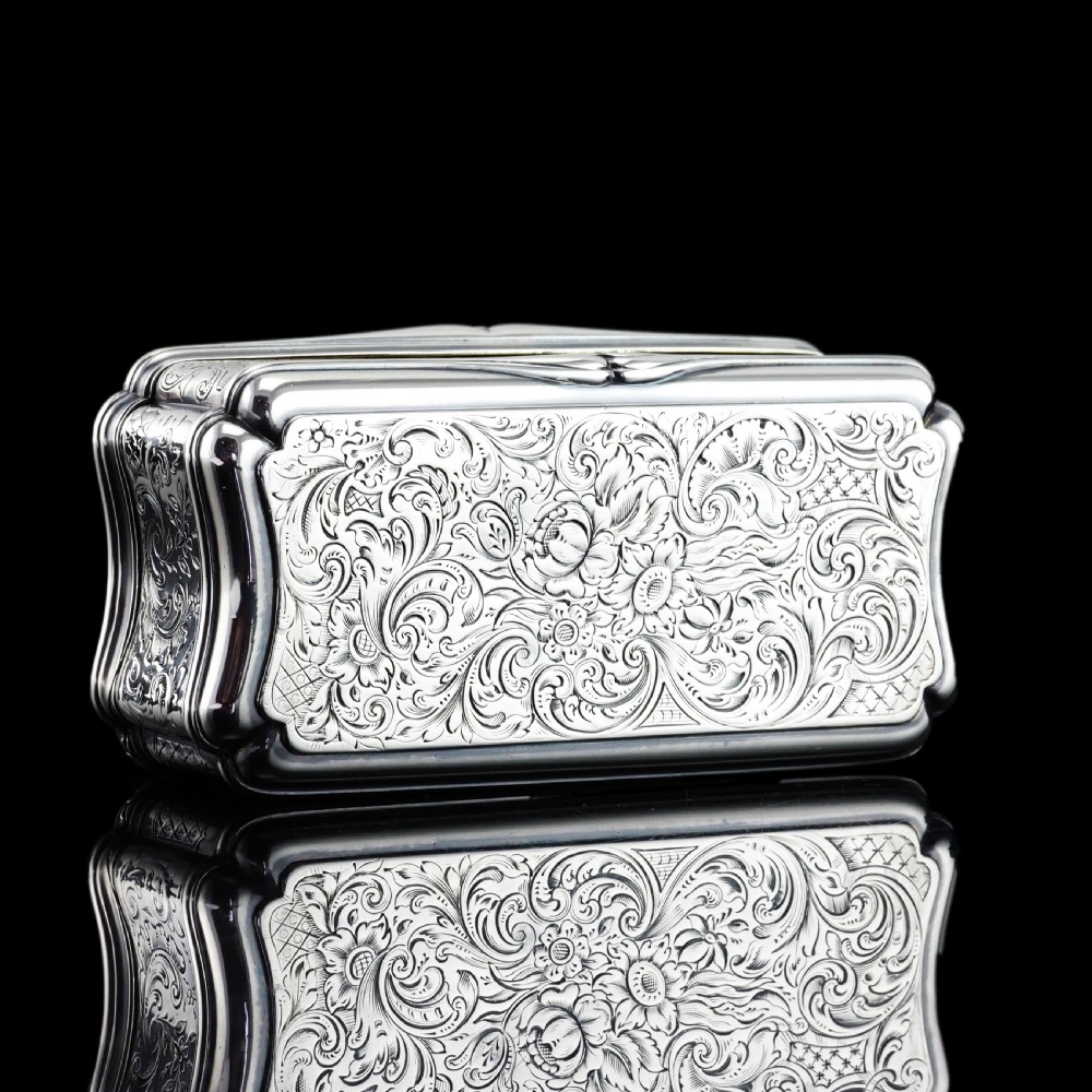 Antique Large Solid Silver Snuff Box Cartouche Shaped with Profuse Hand Engravings - London 1842 View XVIII