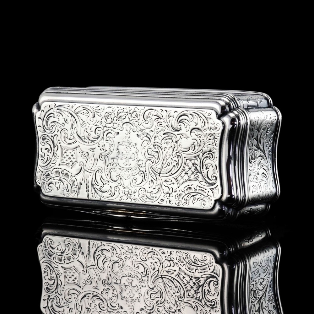 Antique Large Solid Silver Snuff Box Cartouche Shaped with Profuse Hand Engravings - London 1842 View XIX