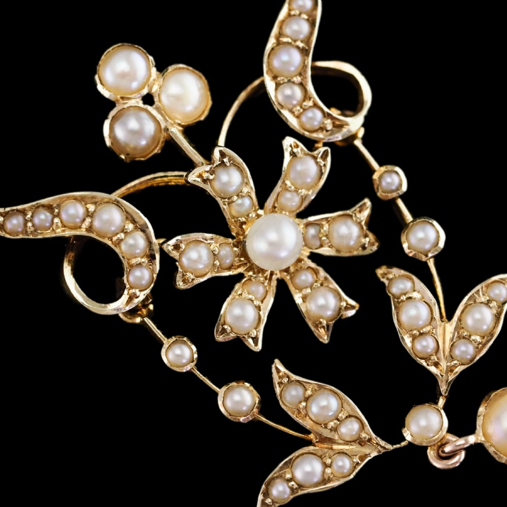 Antique Victorian/Edwardian Pearl Necklace 14ct Gold Flower Design - c.1900 View IV