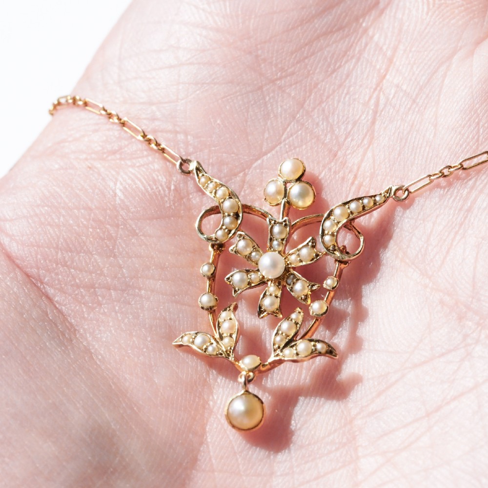 Antique Victorian/Edwardian Pearl Necklace 14ct Gold Flower Design - c.1900 View XIV