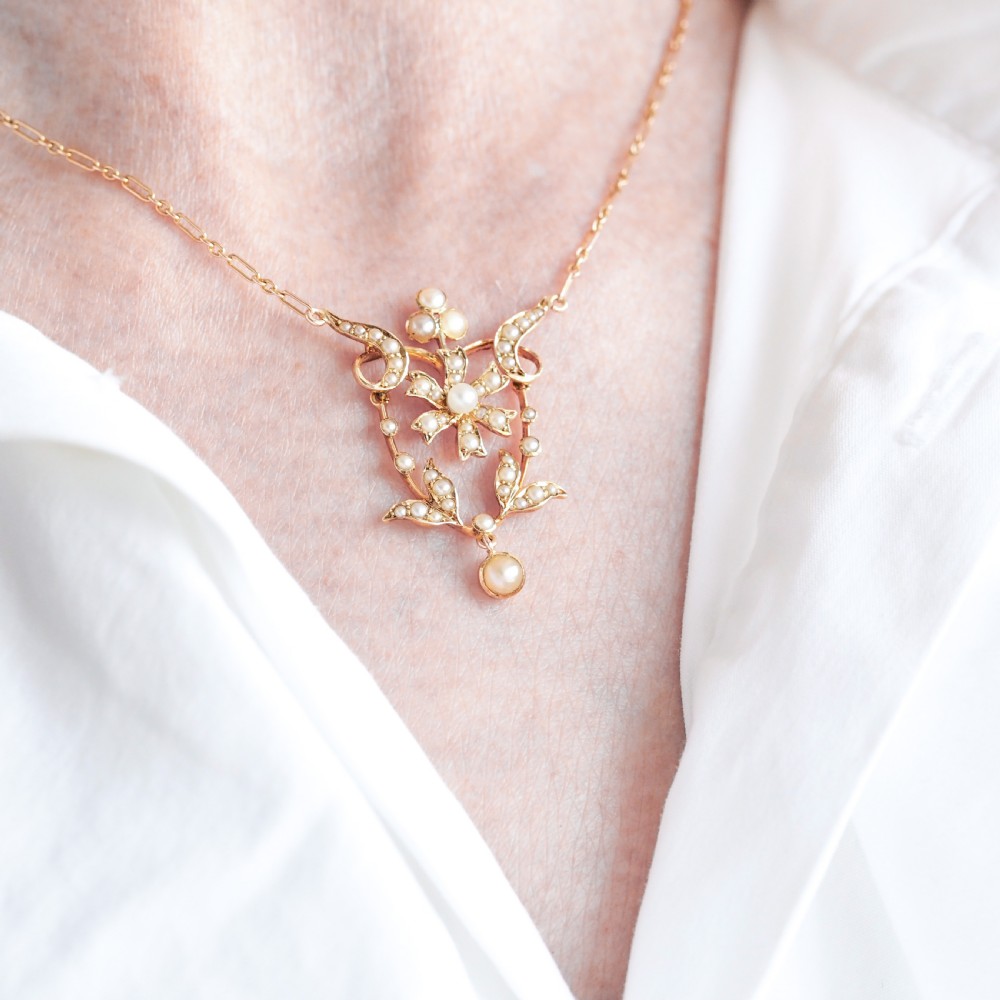 Antique Victorian/Edwardian Pearl Necklace 14ct Gold Flower Design - c.1900 View XVI