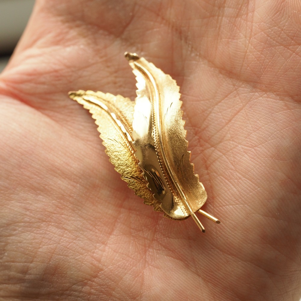 A Stylish 18ct Gold Feather Brooch With Twin Textured Design View II