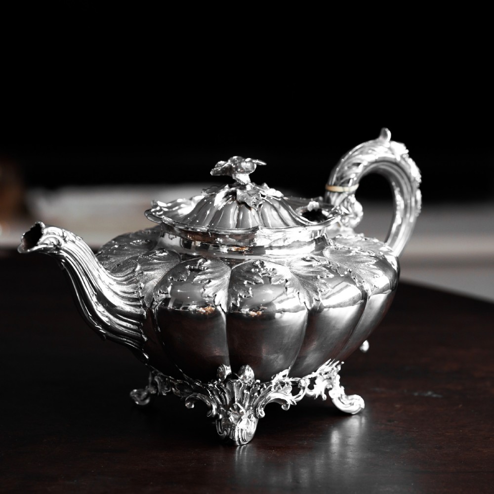 Antique Georgian Solid Silver Teapot 'Melon' Shape Acanthus Design - Barnard 1835 View IV