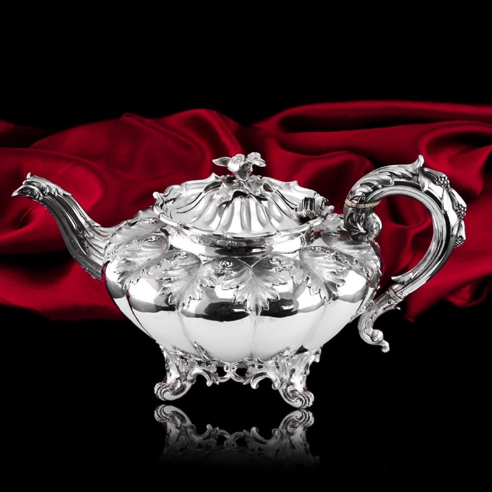 Antique Georgian Solid Silver Teapot 'Melon' Shape Acanthus Design - Barnard 1835 View VII