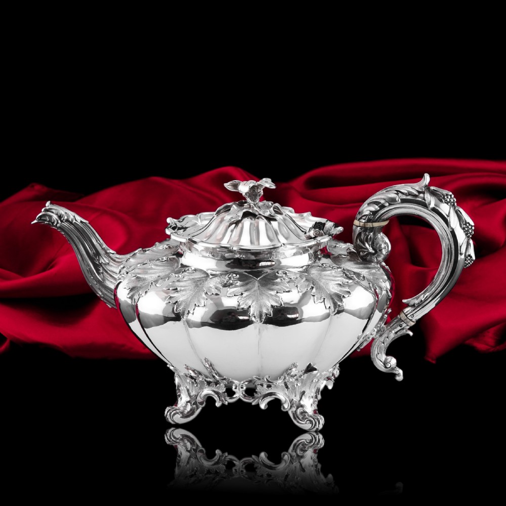 Antique Georgian Solid Silver Teapot 'Melon' Shape Acanthus Design - Barnard 1835 View VIII