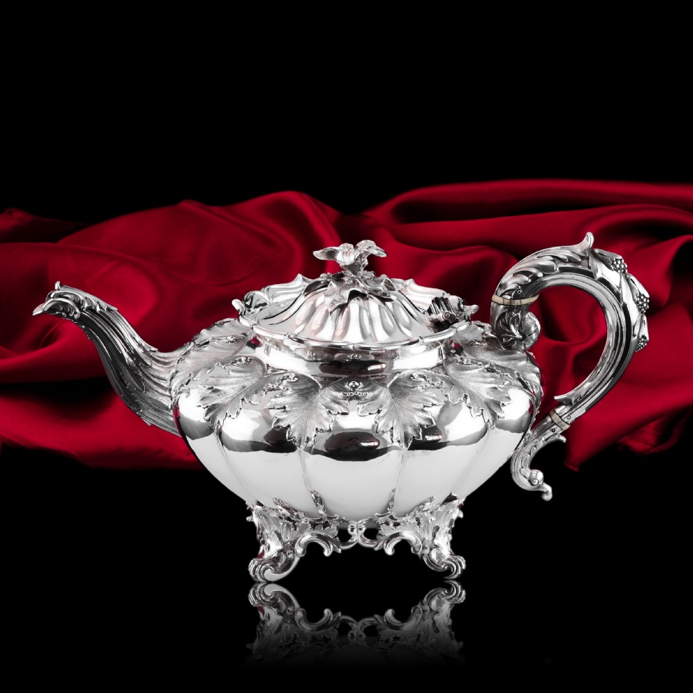 Antique Georgian Solid Silver Teapot 'Melon' Shape Acanthus Design - Barnard 1835 View IX