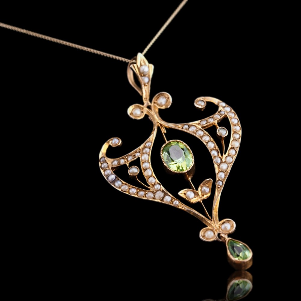 Antique Edwardian Peridot and Pearl Pendant Necklace 9ct Gold Art Nouveau c.1900 View III