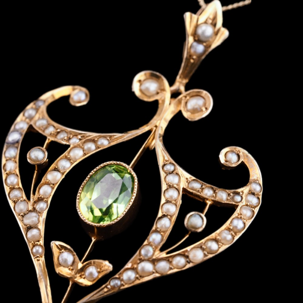 Antique Edwardian Peridot and Pearl Pendant Necklace 9ct Gold Art Nouveau c.1900 View IV