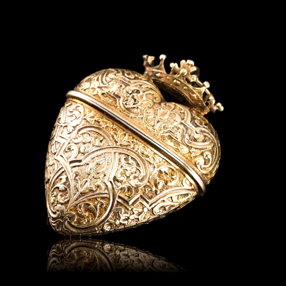 Antique Solid Silver Gilt Box Vinaigrette Heart Shaped - 18th Century