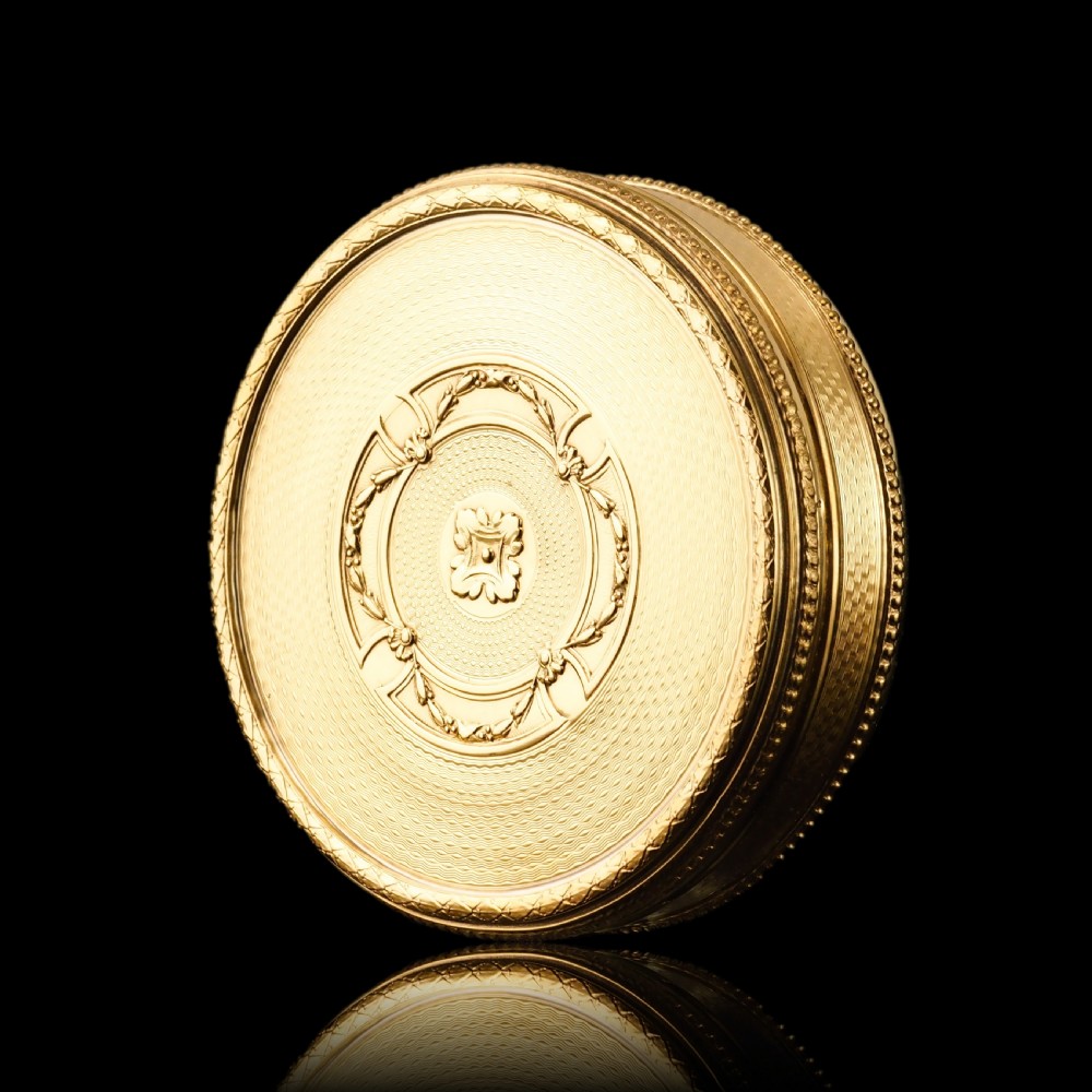 Antique French Large Solid Silver Gilt Circular Snuff Box/Tobacco Box - French 19th c. View VI