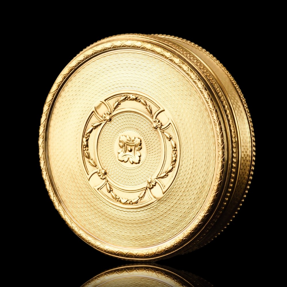 Antique French Large Solid Silver Gilt Circular Snuff Box/Tobacco Box - French 19th c. View VII