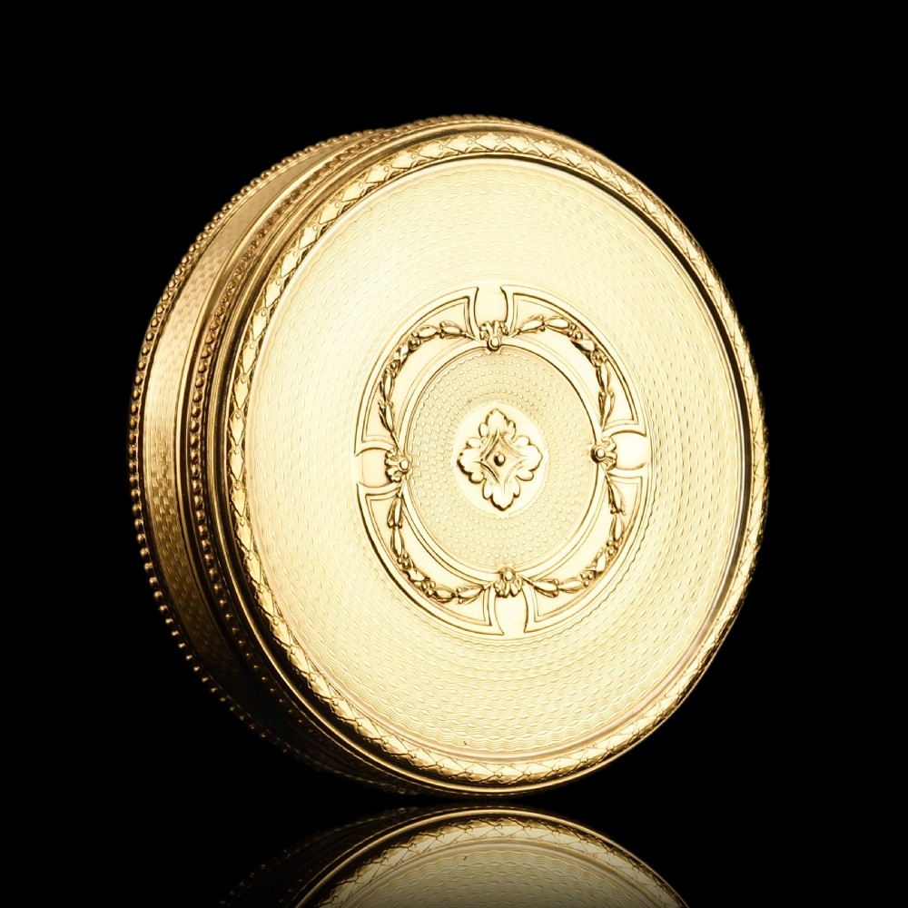 Antique French Large Solid Silver Gilt Circular Snuff Box/Tobacco Box - French 19th c. View VIII
