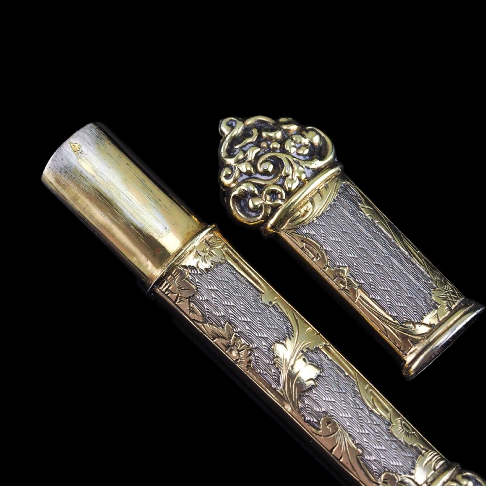 Antique French Silver Etui Parcel Gilt Fine Engravings & Engine Turning - 19th C. View VIII