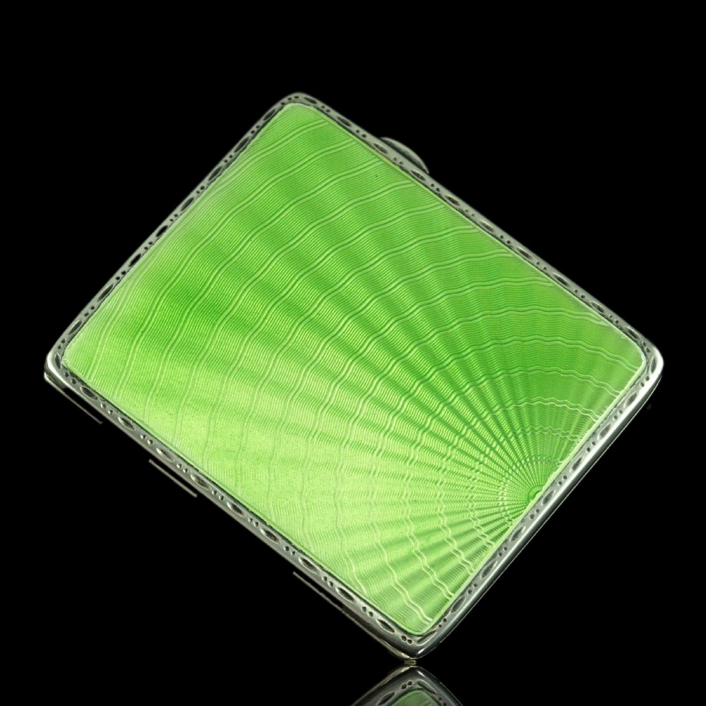 Sterling Silver Cigarette Case with Green Sunburst Enamel Guilloche - Joseph Gloster 1933 View XV