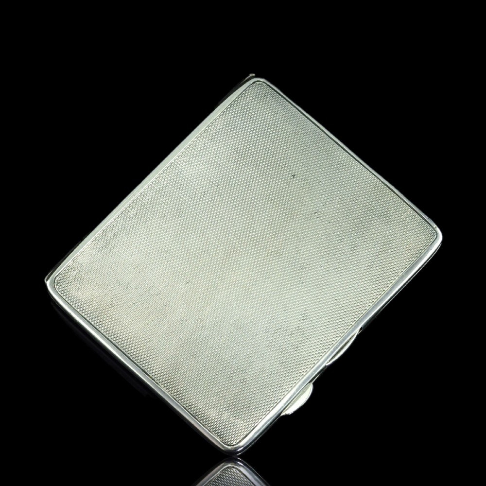 Sterling Silver Cigarette Case with Green Sunburst Enamel Guilloche - Joseph Gloster 1933 View XVI