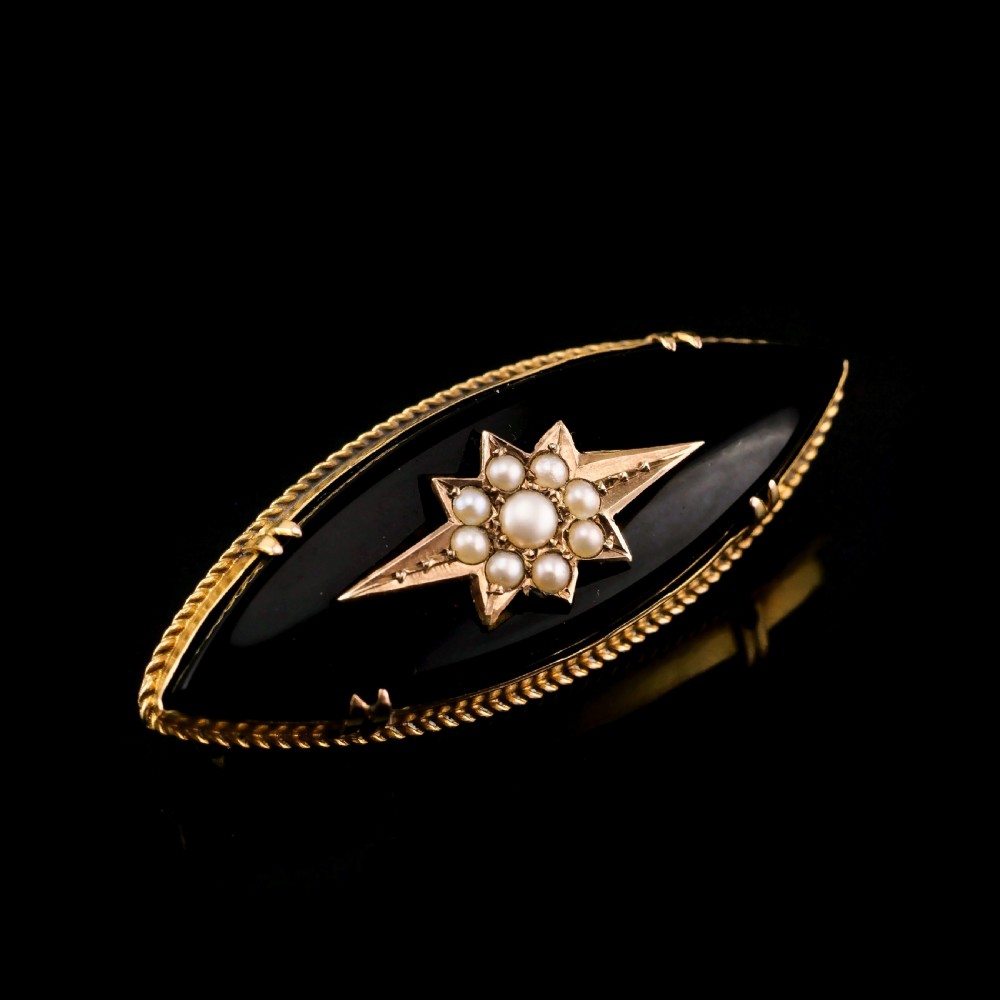 Antique Victorian Onyx & Pearl 18K Gold Brooch View VII