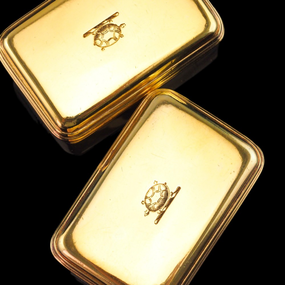 Antique Georgian Solid Silver Gilt Lidded Box/Snuff Box Pair - Archibald Douglas 1827 View III