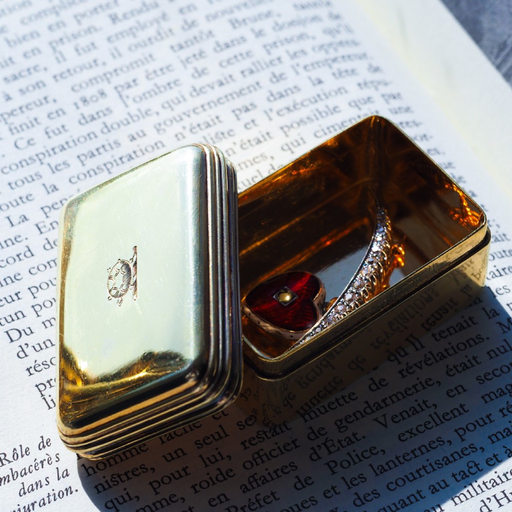 Antique Georgian Solid Silver Gilt Lidded Box/Snuff Box Pair - Archibald Douglas 1827 View XIII
