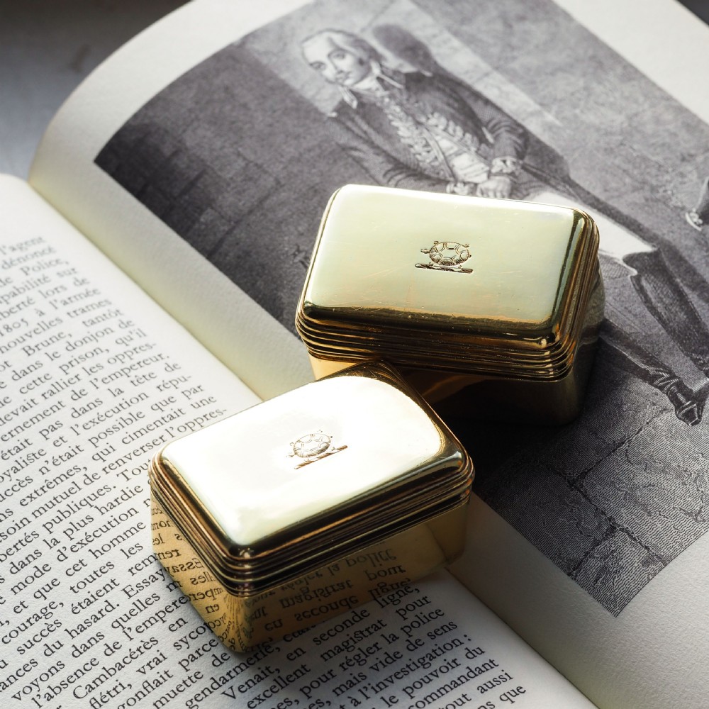 Antique Georgian Solid Silver Gilt Lidded Box/Snuff Box Pair - Archibald Douglas 1827 View XVIII