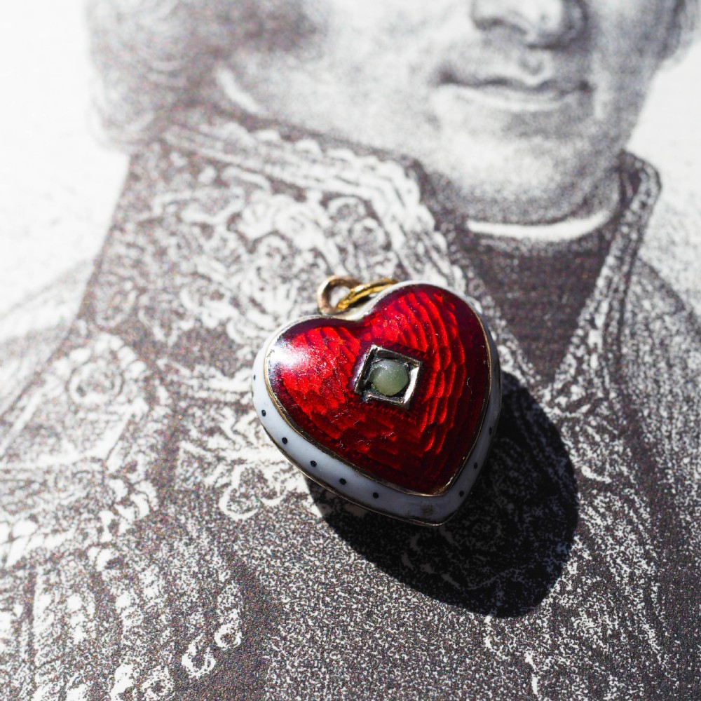 Antique Victorian Puffy Heart Pendant Necklace Red & White Enamel 9ct - c.1900 View XVIII