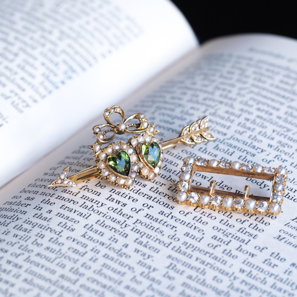Antique Victorian Peridot & Pearl Twin Heart Arrow Brooch 9K Gold - c.1900 View IV