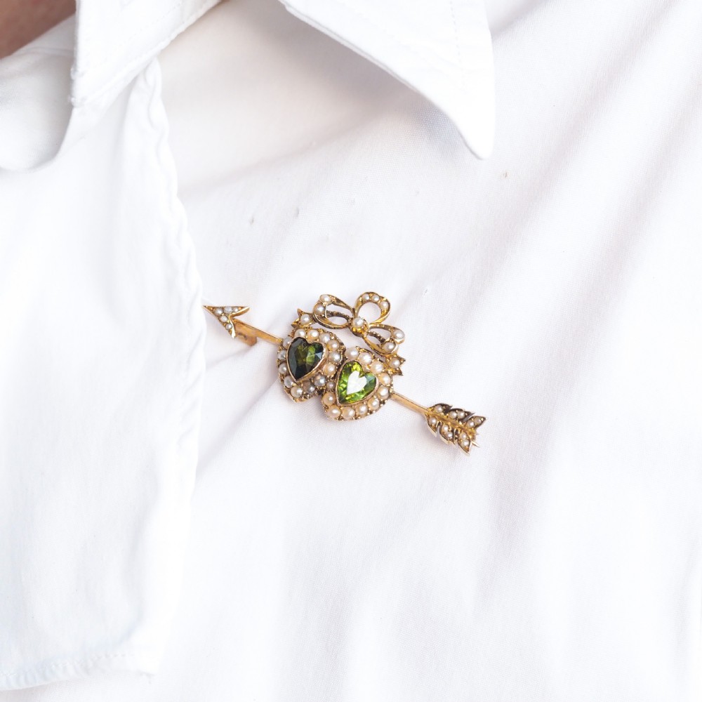 Antique Victorian Peridot & Pearl Twin Heart Arrow Brooch 9K Gold - c.1900 View X