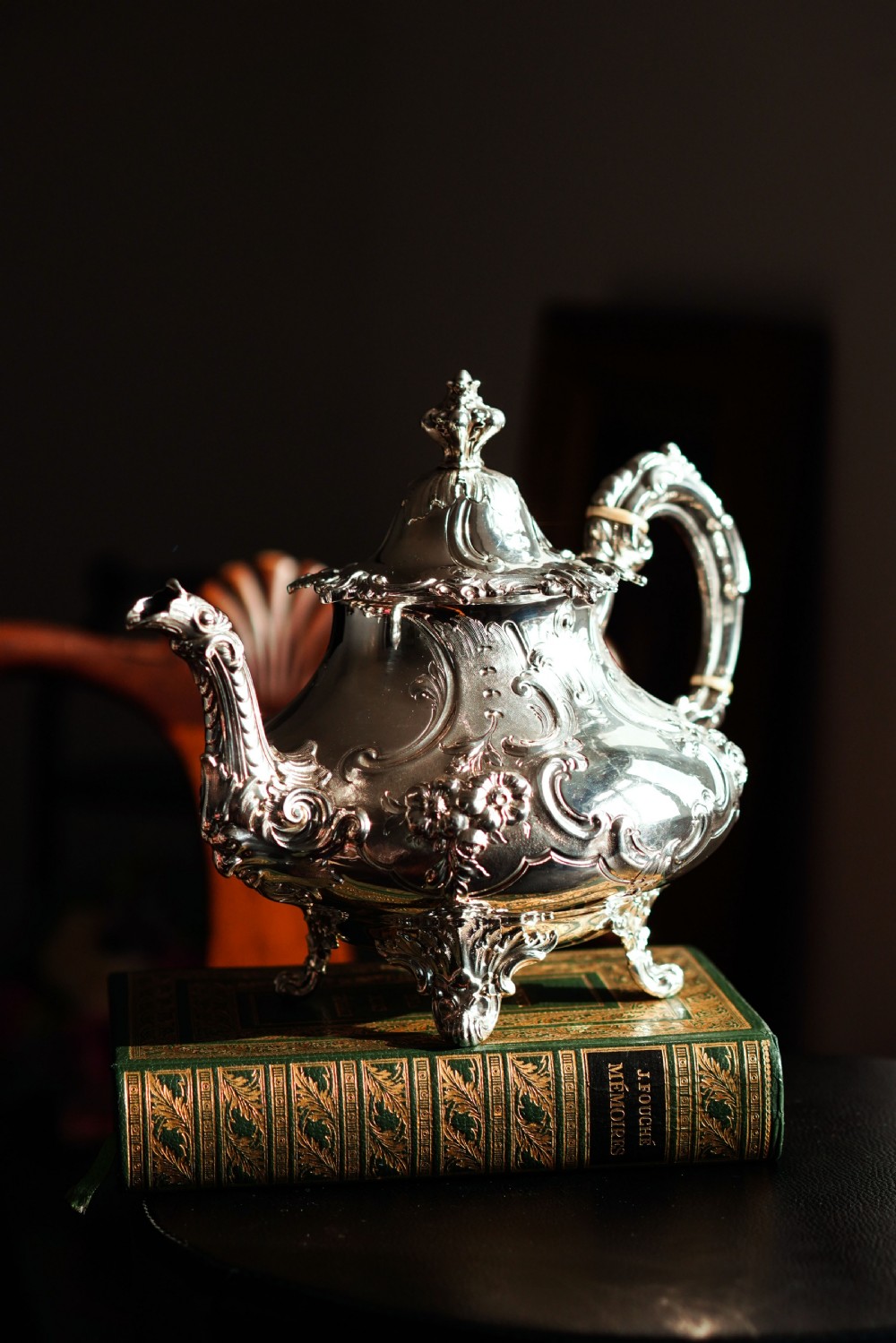 Antique Victorian Solid Silver Teapot in Louis XV Rococo Style - Barnard 1854 View XII